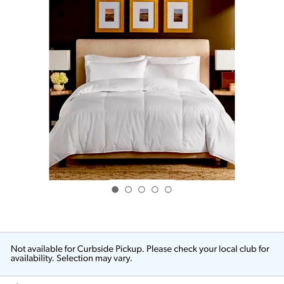 Full/queen three-piece down alternative comforter set